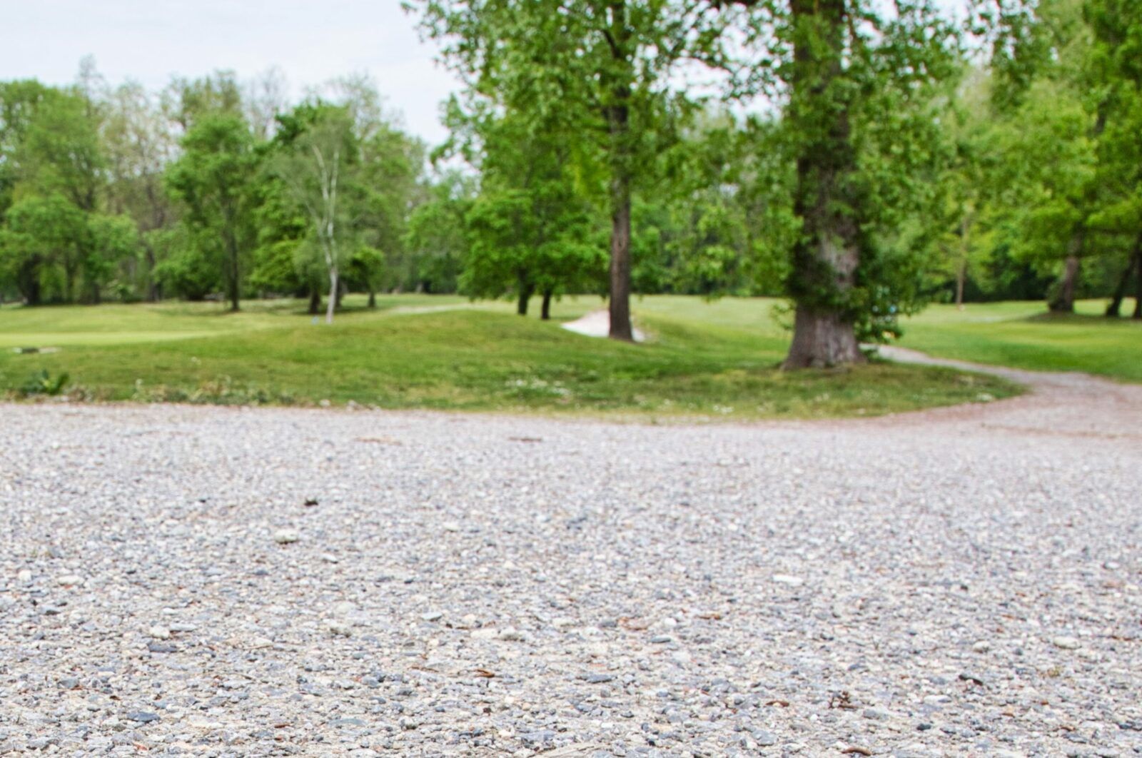 allée du golf d'Artiguelouve en granulat recyclé